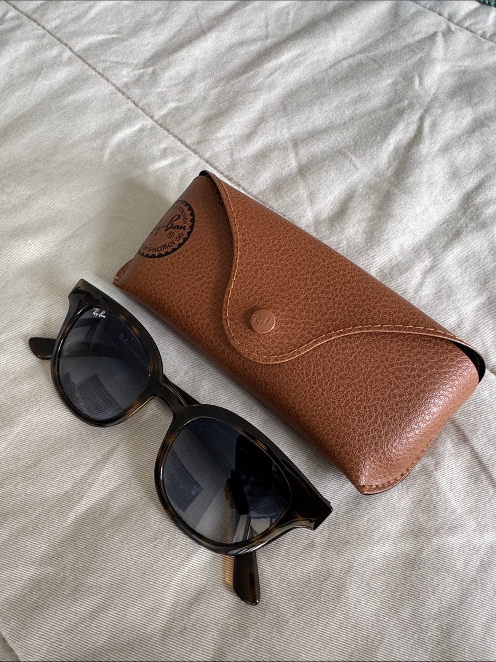 Ray-Ban Tortoiseshell Frame Sunglasses with Dark Lenses